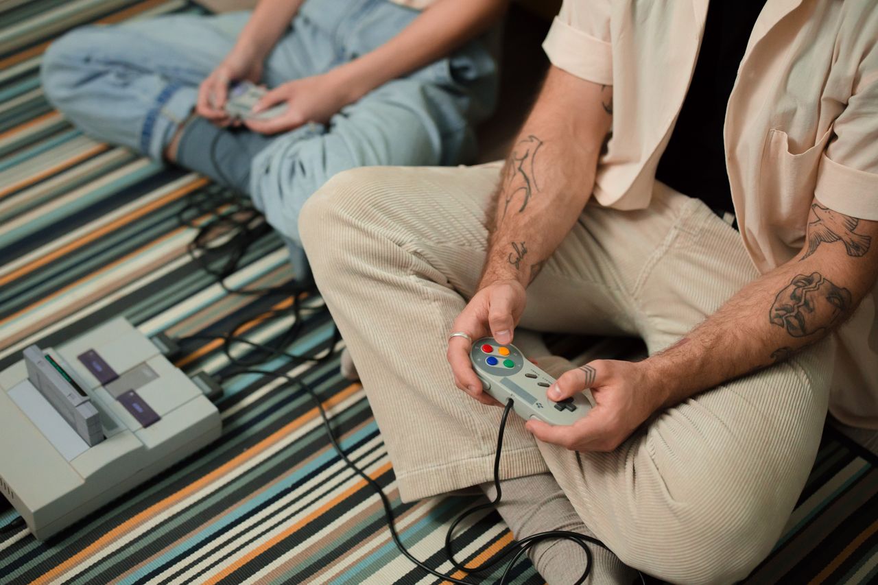 Plugged In: How Digital Entertainment Is Reshaping the Modern Mind